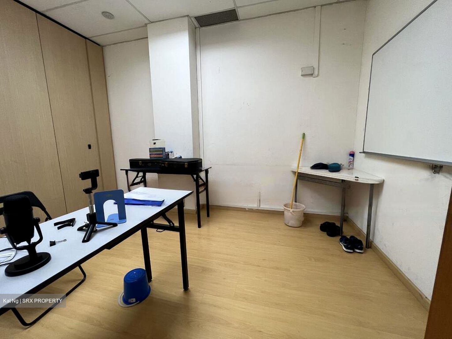 Mayfair Park (D21), Retail #483776901